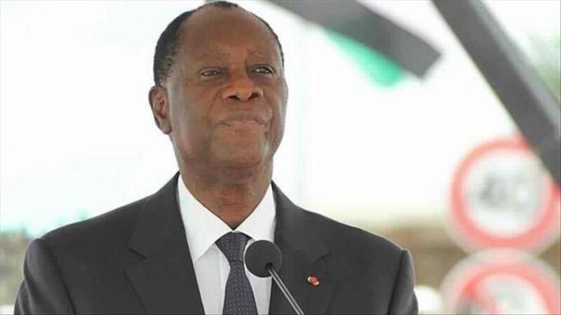 Le président ivoirien Ouattara souhaite des élections «dans les délais» au Mali, en Guinée et au Burkina