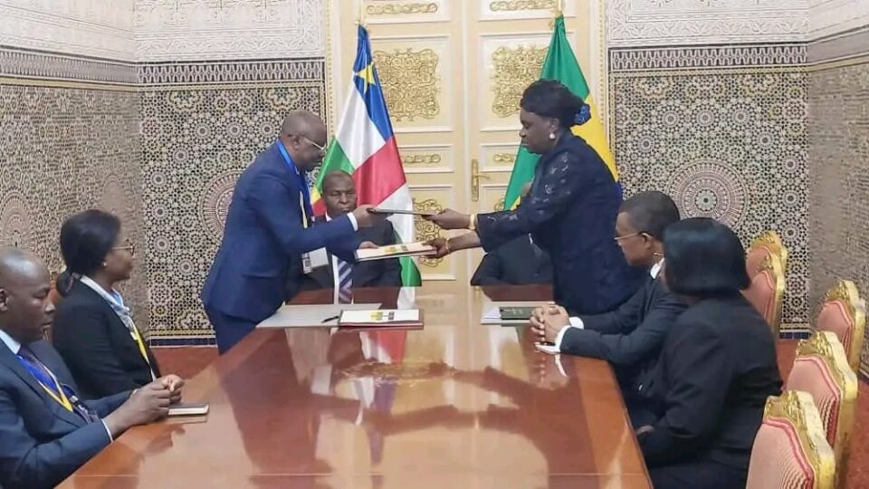 Le Gabon et la RCA scellent un accord de coopération militaire