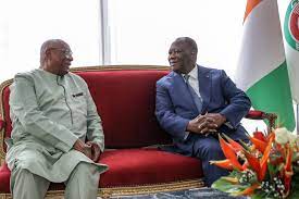 Côte d’Ivoire: Alassane Ouattara échange avec des émissaires du Président sierra léonais