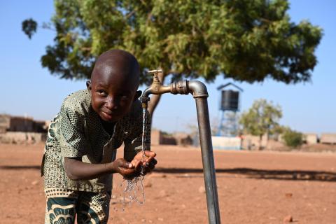 Une centaine d’élèves au Kenya, intoxiqués par une eau souillée 