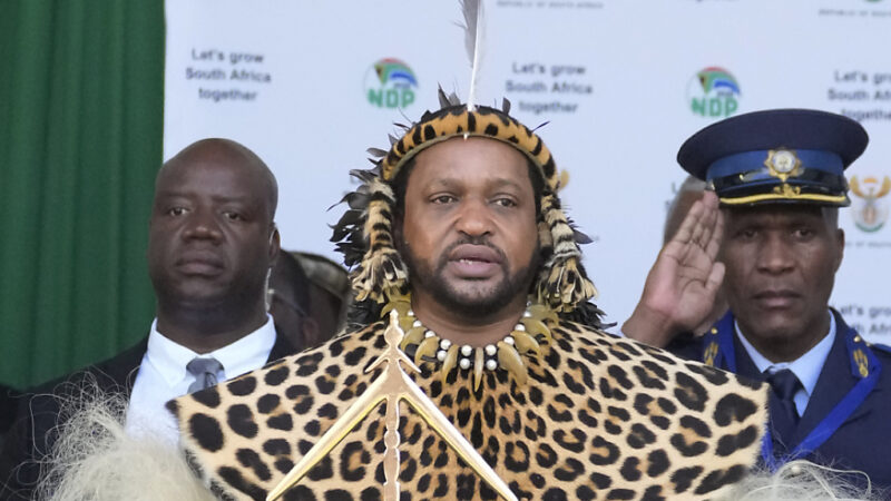 Afrique du Sud: Le Palais dément l’hospitalisation du roi Zulu 