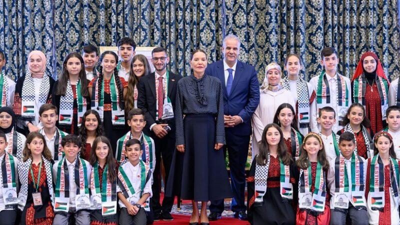 Palestine :La Princesse Lalla Hasnaa à Rabat, les enfants maqdessis participant à des colonies de vacances au Maroc