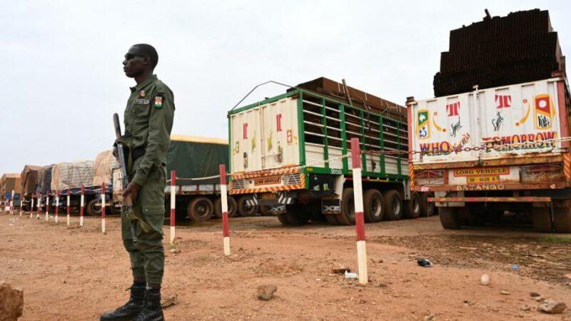 Soutien à une Transition: Le Burkina Faso accorde une aide alimentaire au Niger