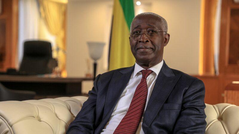 Gabon/Transition: Le PM Ndong Sima a convié à la cohésion nationale
