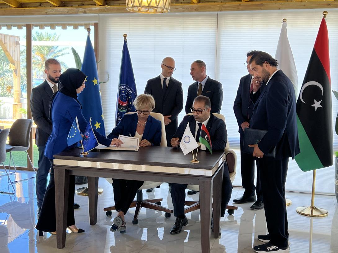 L’UE et la Libye signent un protocole d’accord relatif à la sécurisation des frontières libyennes et la lutte contre le terrorisme