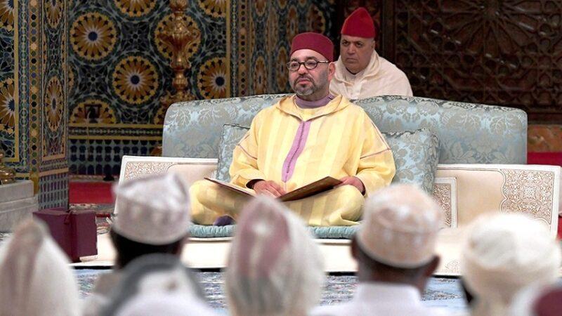 Maroc : Le Roi préside une veillée religieuse en commémoration du 25è anniversaire de la disparition du Roi Hassan II