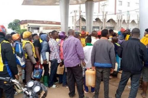 Pénurie de carburant dans la capitale camerounaise Yaoundé