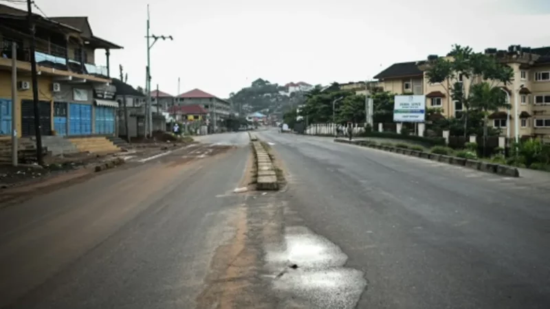 Sierra Leone : L’Attaque du 26 novembre a été menée par des militaires non loyaux au gouvernement et au Président (Officiel)