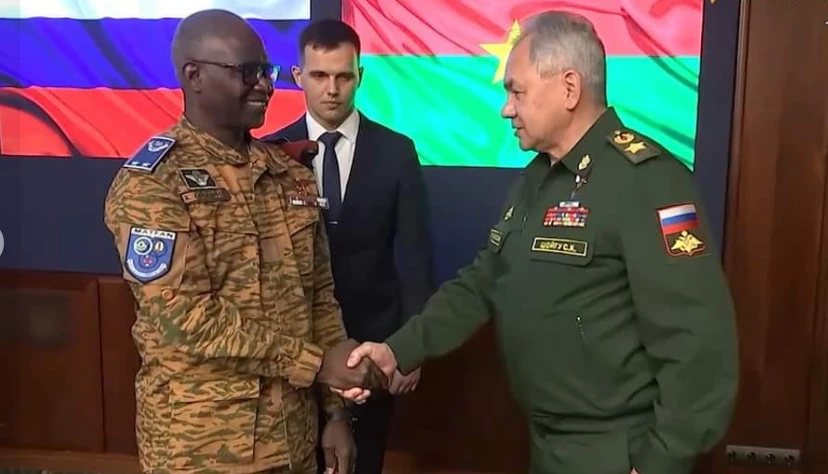 Moscou et Ouagadougou renforcent leur coopération dans les domaines économique et de la défense