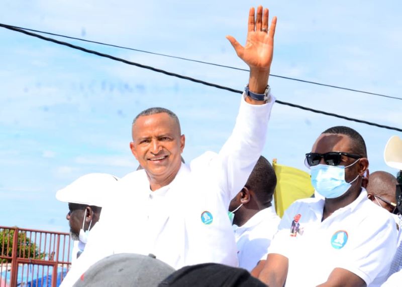 RDC-Présidentielle : Trois candidats désistent en faveur de Moïse Katumbi