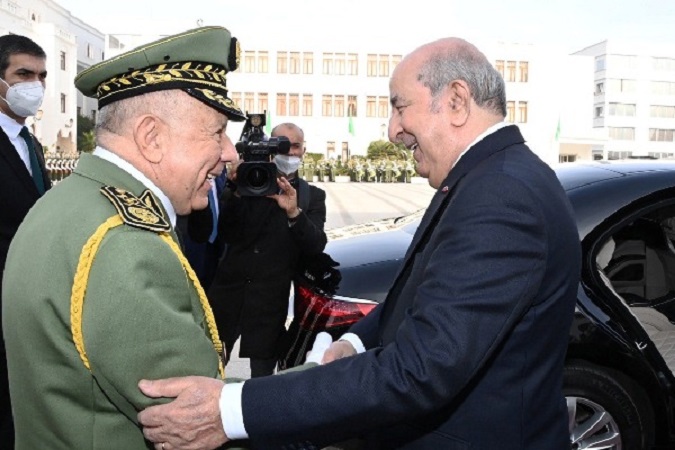 Les dirigeants d’Alger remuent ciel et terre pour la survie d’un Polisario agonisant