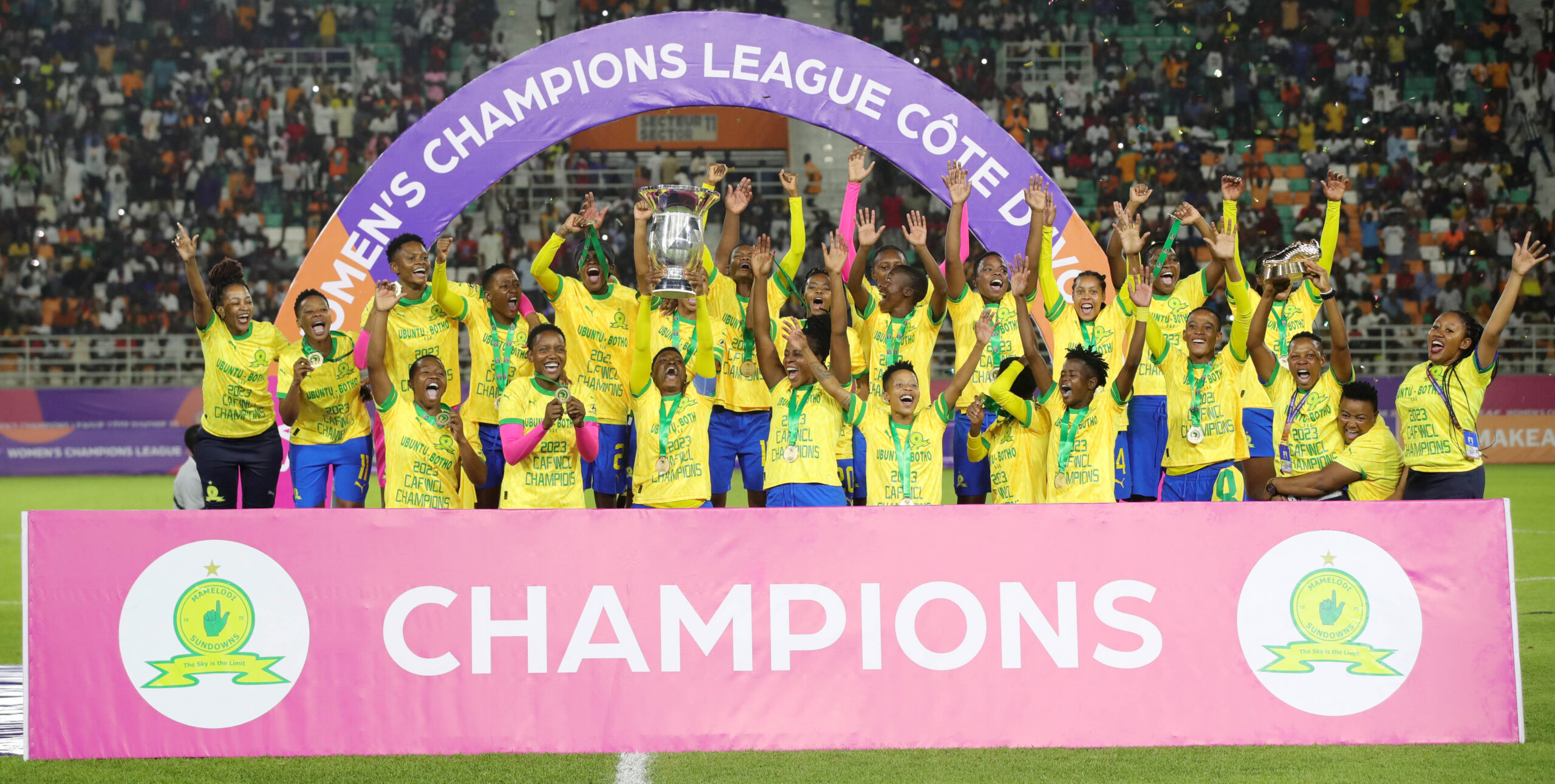 Football-Afrique du Sud : Mamelodi Sundowns domine le continent africain chez les Hommes comme chez les Dames en 2023