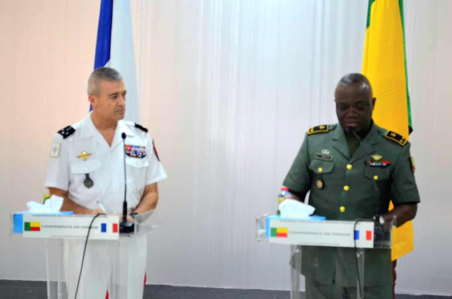 France-Bénin : Le Chef d’état-major Thierry Burkhard affirme que le Bénin n’héberge aucune base militaire française