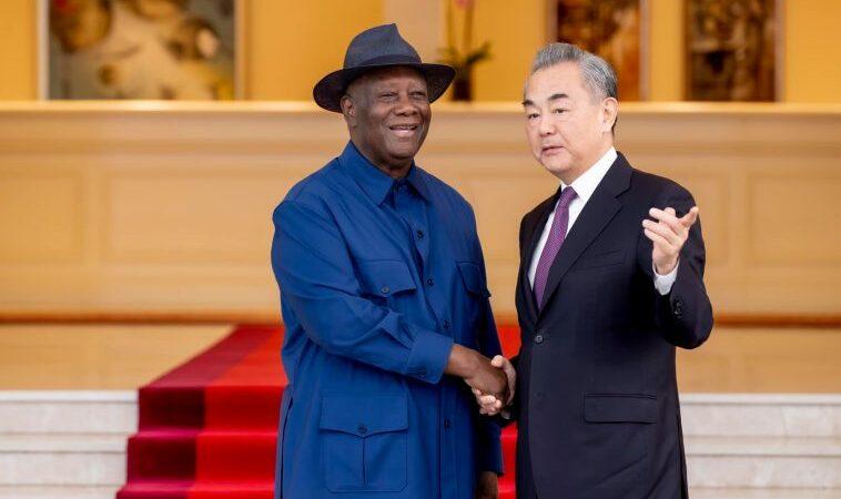 Wang Yi a terminé son périple africain en Côte d’Ivoire en réitérant ses engagements en faveur d’une coopération raffermie