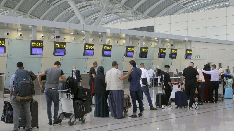 Le Flou des Interdictions de Voyage en Algérie : Témoignages de Blocages à l’Aéroport