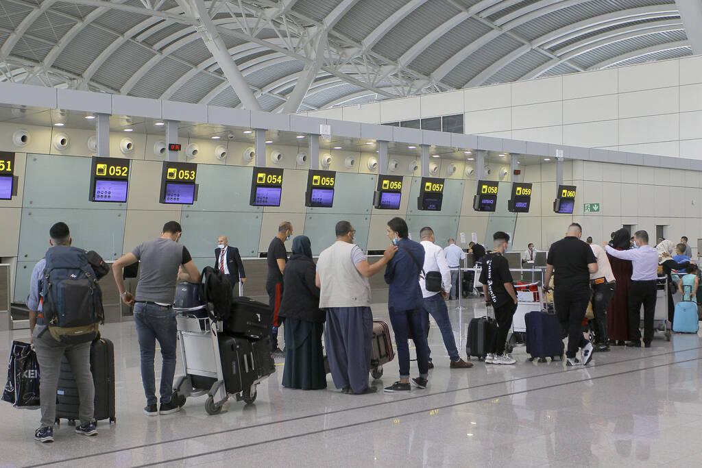 Le Flou des Interdictions de Voyage en Algérie : Témoignages de Blocages à l’Aéroport