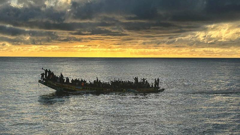 De nouveaux migrants morts aux larges des côtes espagnoles mitoyennes de d’Afrique