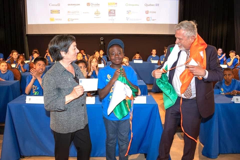 Un jeune élève ivoirien d’Abidjan remporte le concours international de dictée au Canada