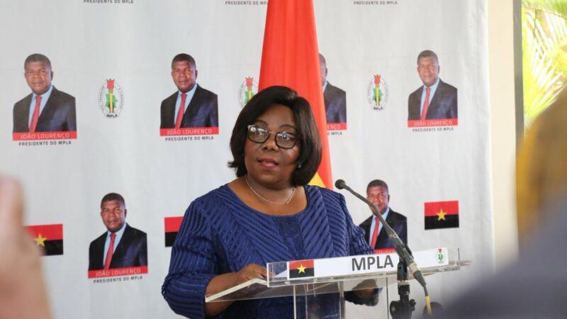 La vice-présidente du parti présidentiel angolais MPLA en visite de travail de six jours en Namibie