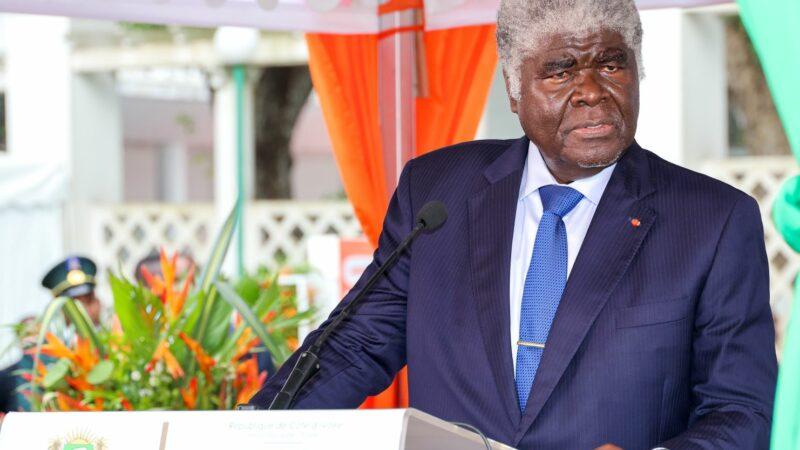 Le PM ivoirien, Mambé promet d’être l’avocat des centrales syndicales auprès du président Ouattara pour leurs doléances