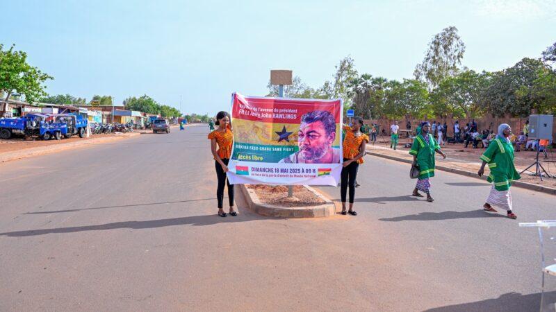 Le Burkina Faso baptise une avenue à Ouagadougou du nom de l’ancien président ghanéen John Jerry Rawlings