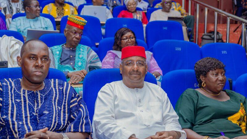 Le Parlement Burkinabè introduit la possibilité pour les juridictions de tenir des audiences dans une langue nationale