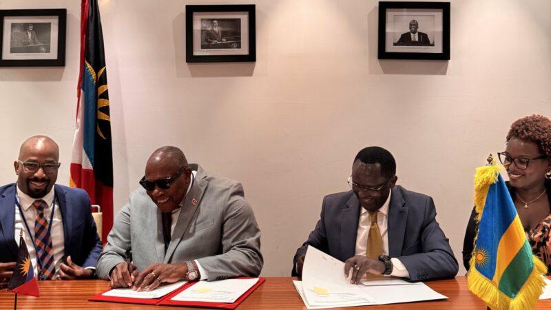 Le Rwanda et Antigua-et-Barbuda signent trois accords pour renforcer leurs relations bilatérales