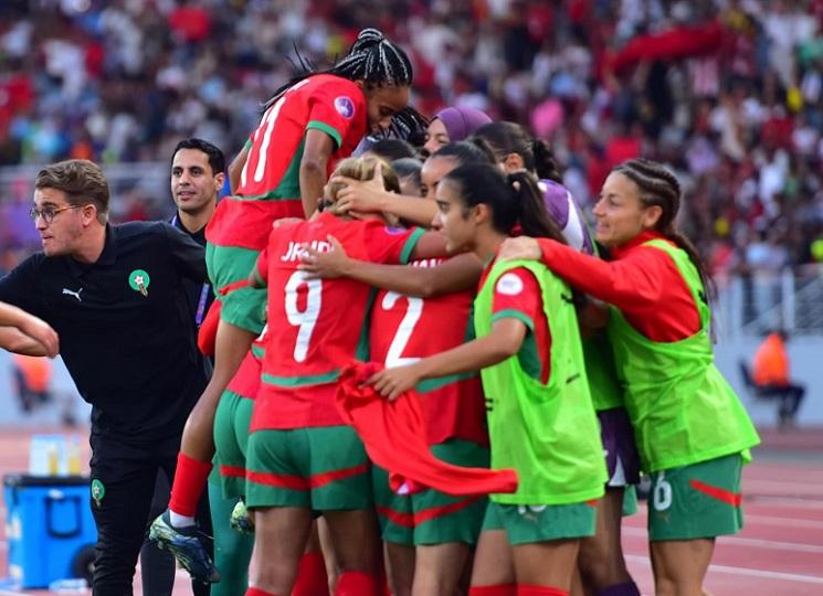 CAN 2024 féminine : La sélection marocaine se qualifie pour les demi-finales et les Verts algériens plient leurs bagages