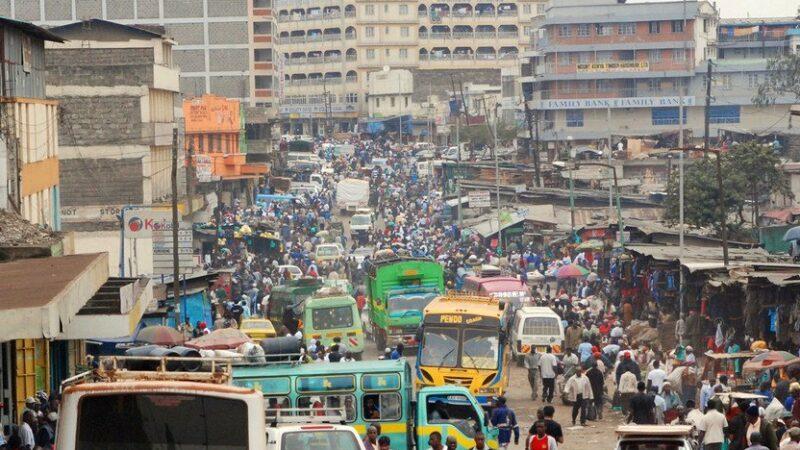L’ONU dénonce la répression brutale des manifestations au Kenya, ayant déjà fait une dizaine de morts