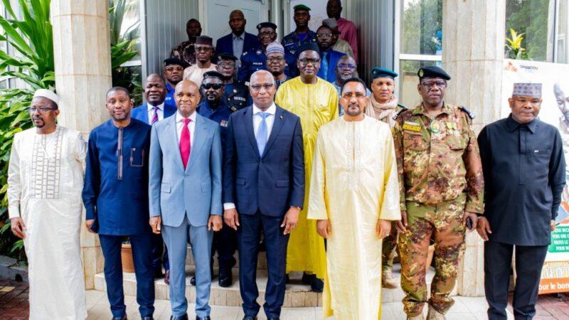 Conakry et Bamako prônent la libre circulation des personnes et des biens entre les deux pays