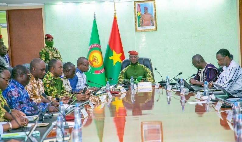 Les ONG au Burkina Faso sommées de placer leurs fonds dans un compte ouvert à la Banque des dépôts du Trésor