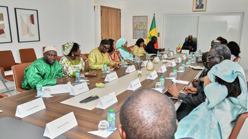 L’Assemblée nationale du Sénégal rejette une résolution contre l’ex-président Macky Sall