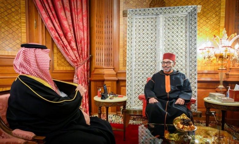 Le Roi Mohammed VI reçoit à Casablanca, un émissaire du Roi et du prince héritier d’Arabie saoudite, porteur d’un message verbal