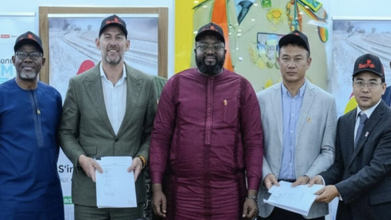 Guinée/Projet Simandou : L’Etat se félicite de la signature des contrats liés au transport maritime du minerai de fer