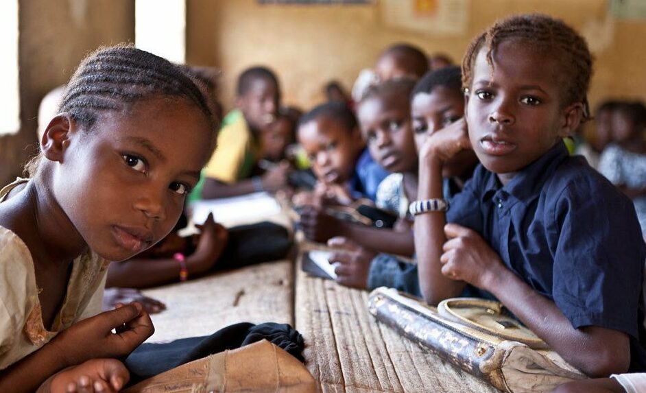Suspension temporaire des cours au Mali, à partir de ce lundi 27 octobre, à cause d’une pénurie de carburants