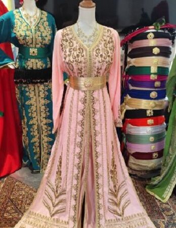 L’UNESCO fait fi des manigances algériennes et inscrit le caftan marocain sur la liste du patrimoine immatériel de l’humanité