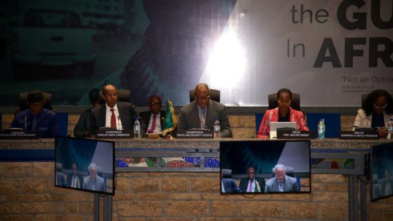 La Commission de l’UA préconise la levée des sanctions contre la Guinée-Conakry après le retour à l&rsquo;ordre constitutionnel