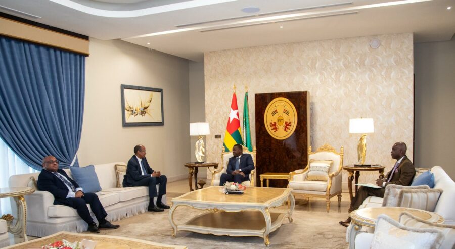 Crise à l&rsquo;Est de la RDC : Le Président de la Commission de l’UA en concertation stratégique à Lomé