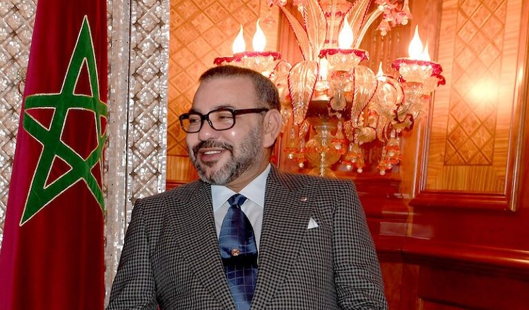 Maroc/CAN 2025 : Le Roi Mohammed VI félicite les joueurs et les staffs de l’équipe nationale de football, finalistes de ce tournoi