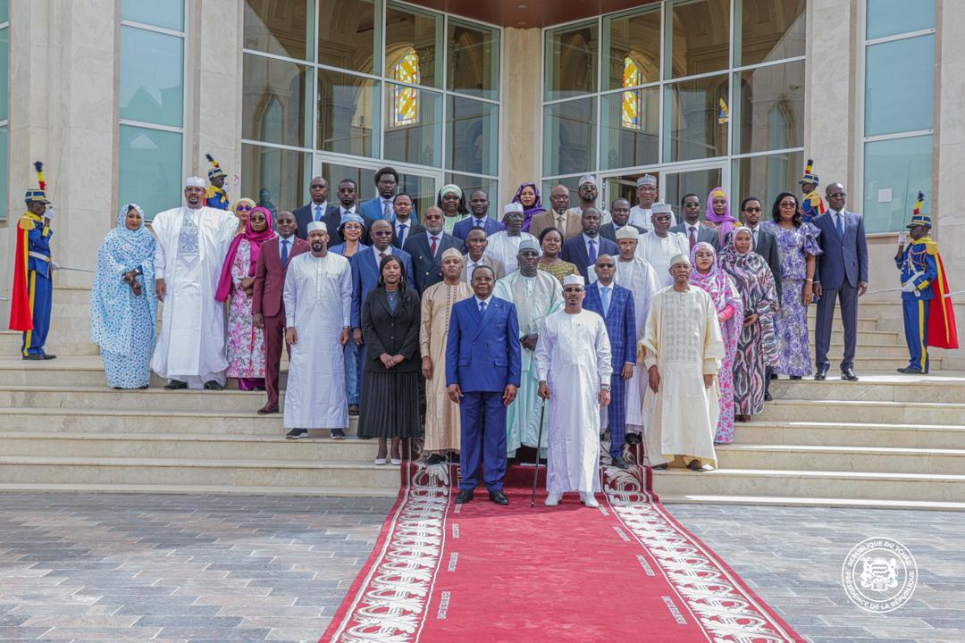 Le président tchadien, Mahamat Deby menace de suivre personnellement l&rsquo;exécution le feuilles de route ministérielles