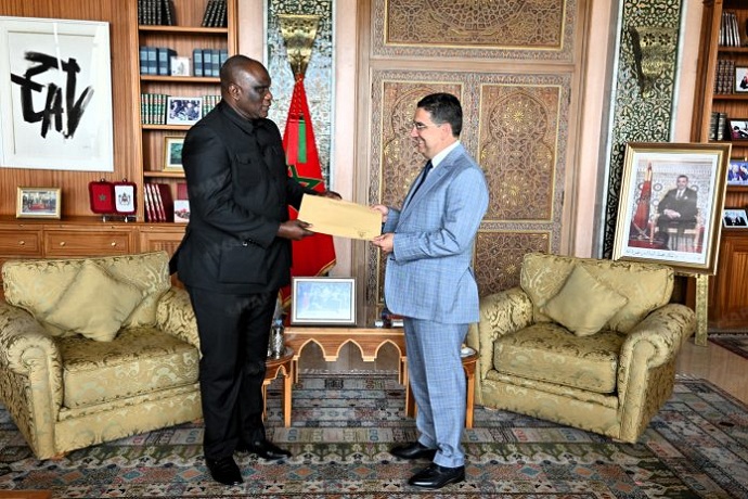Maroc-Gambie : Le Roi Mohammed VI reçoit un message de remerciements et de gratitude du président, Adama Barrow