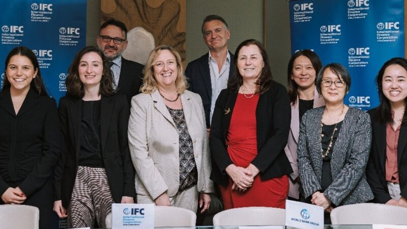 La Banque mondiale et Banco Santander s&rsquo;allient pour soutenir les PME et créer les emplois dans les marchés émergents