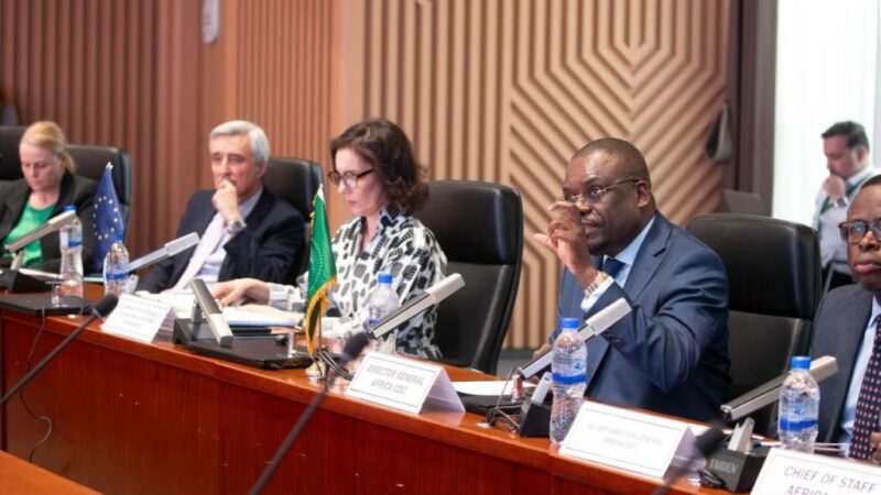 Riposte contre Ebola : L’UE débloque 11,5 millions d’euros en soutien au CDC Afrique