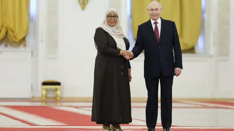 La Russie se félicite de la hausse des échanges bilatéraux avec la Tanzanie, passant de 20 à 25 % en 2025