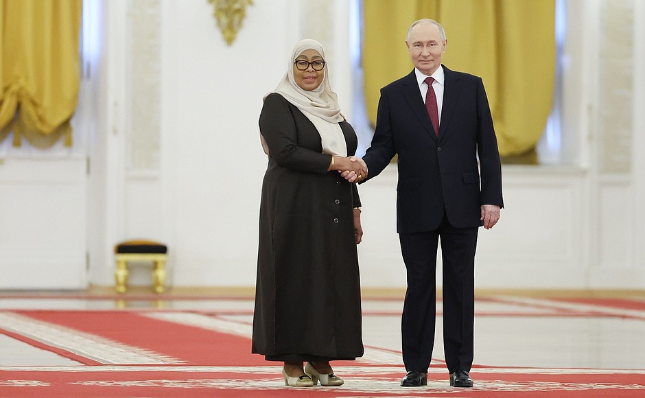 La Russie se félicite de la hausse des échanges bilatéraux avec la Tanzanie, passant de 20 à 25 % en 2025