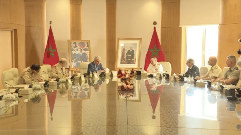 Maroc-G.B/Défense : Entretiens à Rabat, de A. Loudyi et M. Berrid avec le vice-Amiral britannique, Edward Ahlgren