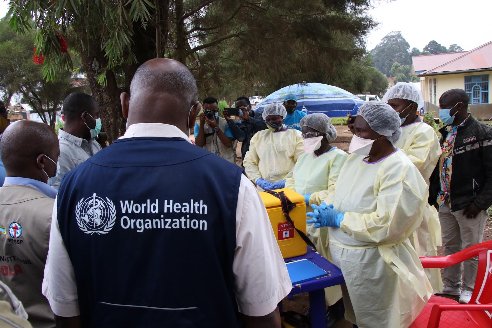 Le CDC Afrique et l&rsquo;OMS félicitent l&rsquo;Ouganda pour avoir contenu l&rsquo;épidémie d&rsquo;Ebola