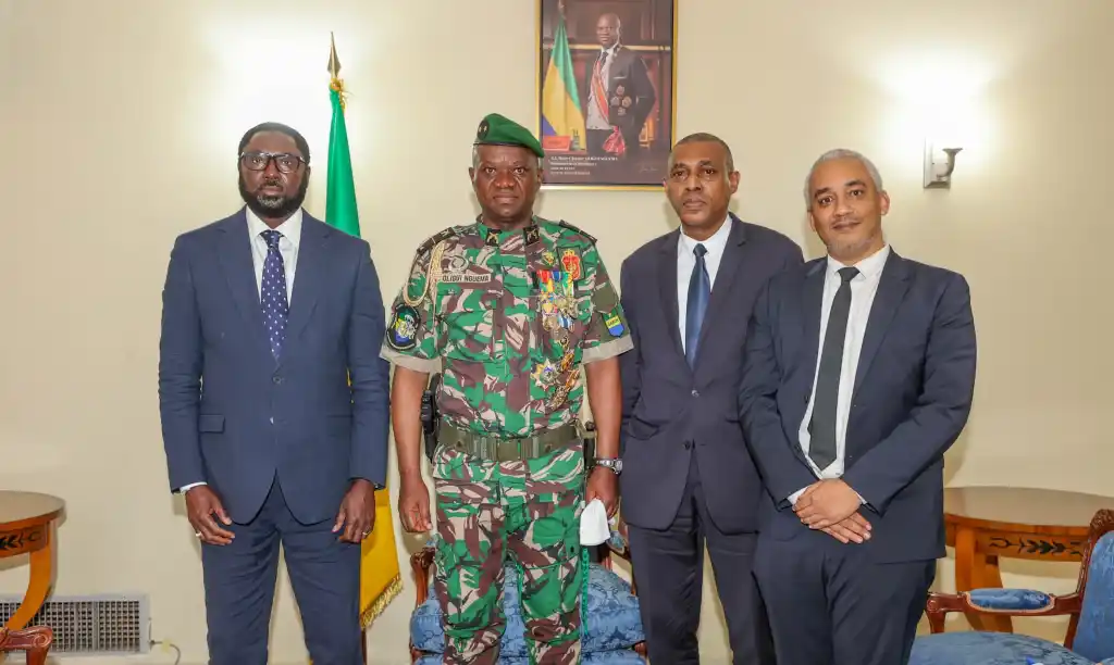 L’UA qualifie la transition politique du Gabon de «modèle d’excellence»