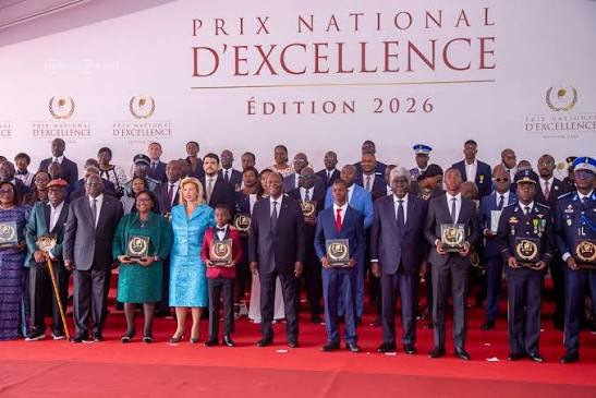 La Côte d’Ivoire distingue 80 lauréats du Prix national d’Excellence pour leur contribution au développement du pays