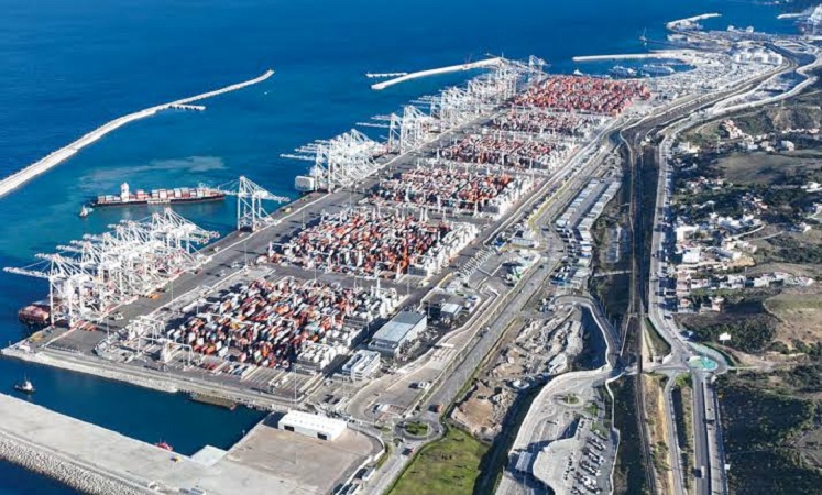 Le port marocain Tanger Med accède au 16e rang mondial des ports à conteneurs